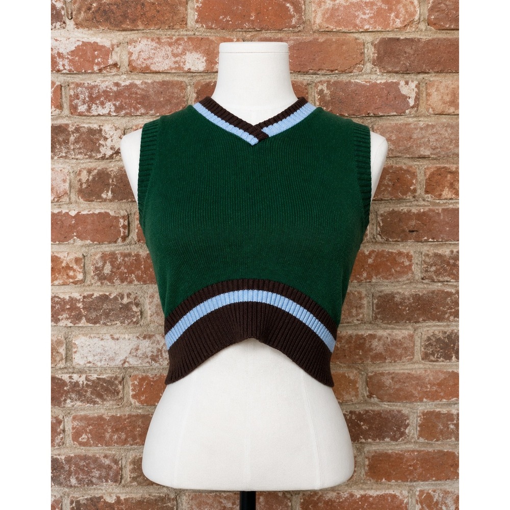 BDG Preppy Striped Cropped Sweater Vest XS Preppy Collegiate‎ Fall Layering